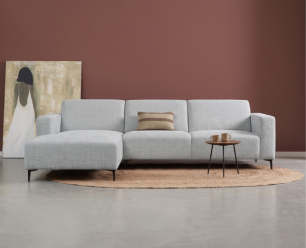 Meubelplaats Hoekbank Nolan met Chaise Longue Links &ndash; Cremona Stof - Lichtgrijs - 275x150x84 cm
