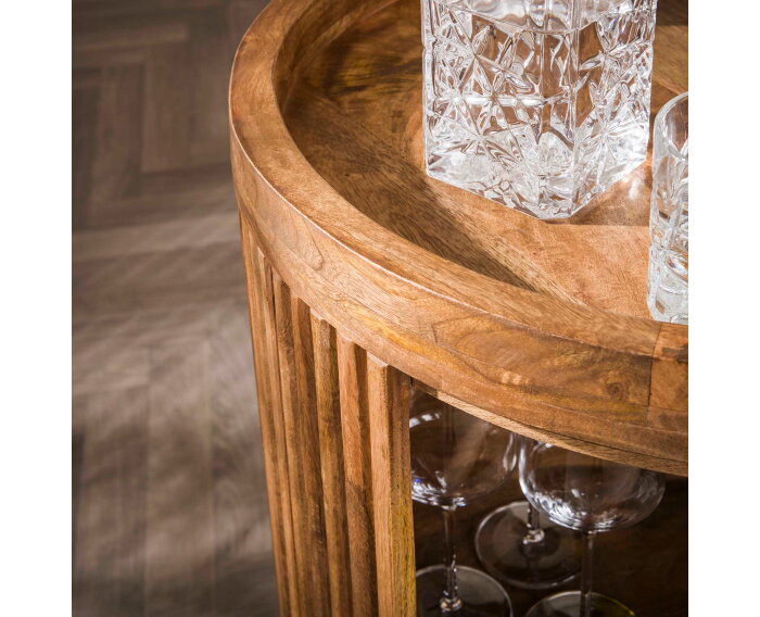 Wijntrolley Wave &ndash; Rond Mangohout Zandkleur - afneembaar dienblad - Wielen &ndash; 55x79 cm