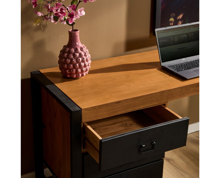 Bureau Britt 145 cm mango metaal - zwart | Meubelplaats