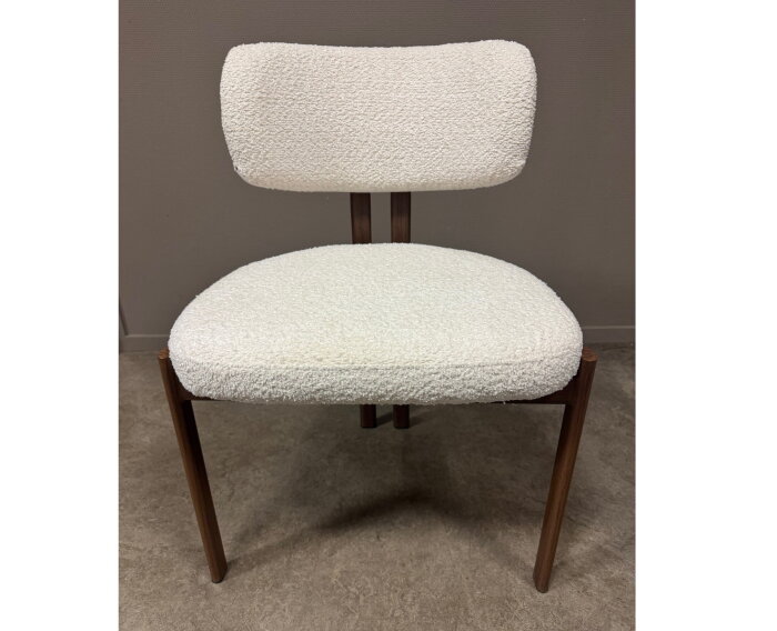 Eetkamerstoel Gio Japandi bouclé - wit