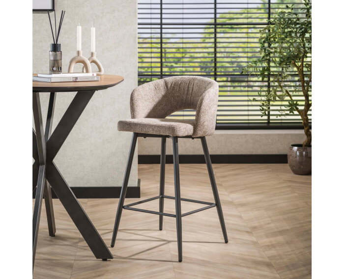 Barstoel boucle salon. VPE2 - Tissee cargo zandkleur