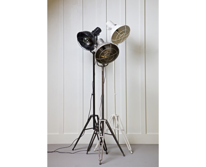 Vloerlamp Spotlight Zwart - BePure 800468-Z| Meubelplaats.nl