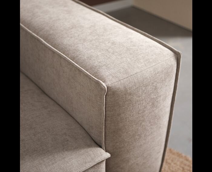 PLAY met chaise longue links - Tesla 2003