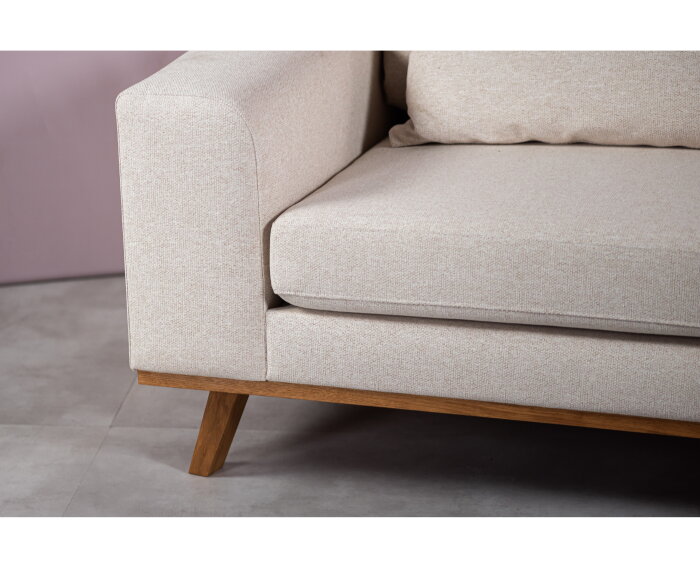 Hoekbank Elora Chaise Longue rechts – Beige Stof – Houten Poten – 283 x 160 cm - By-Olaf