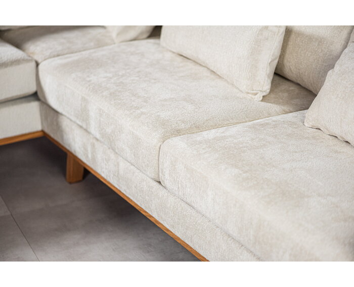 Hoekbank Avelon Links By-Olaf – Stof Loris Champagne – Houten Poten – 3-zits met hoek links – 292 x 202 cm