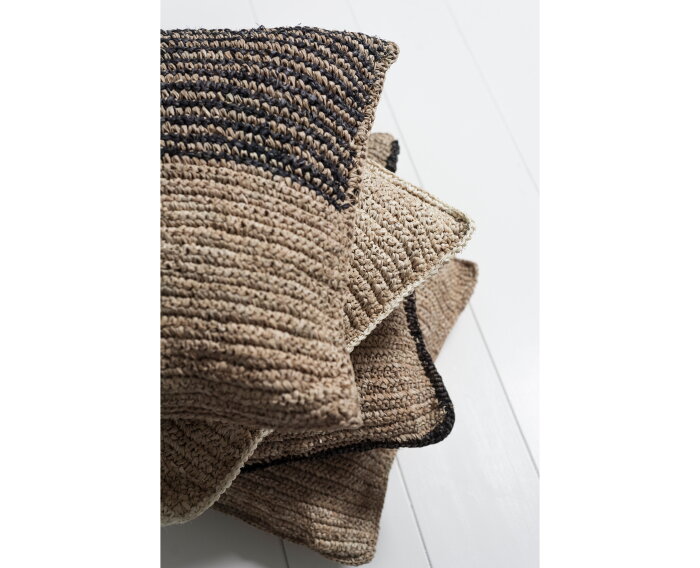 Cushion Menton square - ORDER by 4 pcs,50x50 cm, palmblad