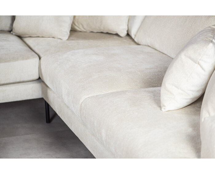 Hoekbank Elvano Links By-Olaf – Stof Loris Champagne – Luxe 3-zits met hoek links – 293 x 210 cm