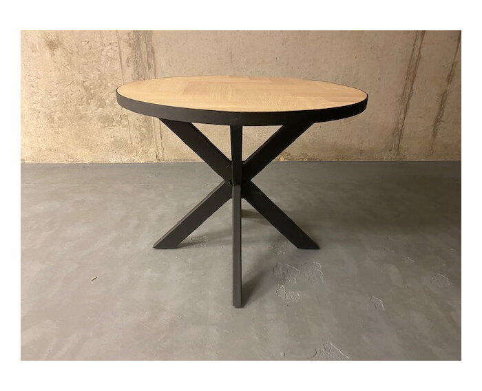Ronde eiken eettafel met visgraat motief kopen | Meubelplaats.nl