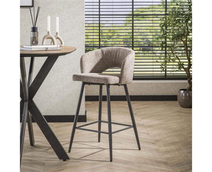 Barstoel boucle salon. VPE2 - Tissee cargo zandkleur