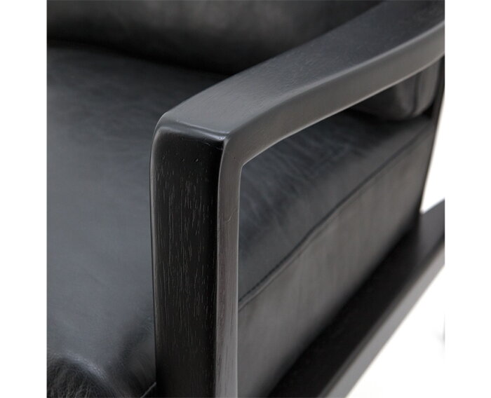Fauteuil Olaf Zwart Leder - Eleonora 92100 | Meubelplaats.nl