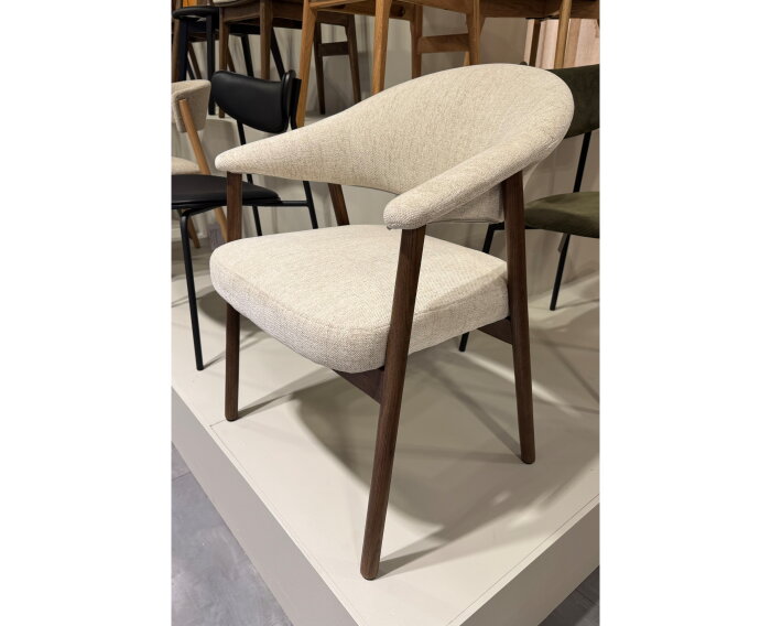 ELK CHAIR SAND