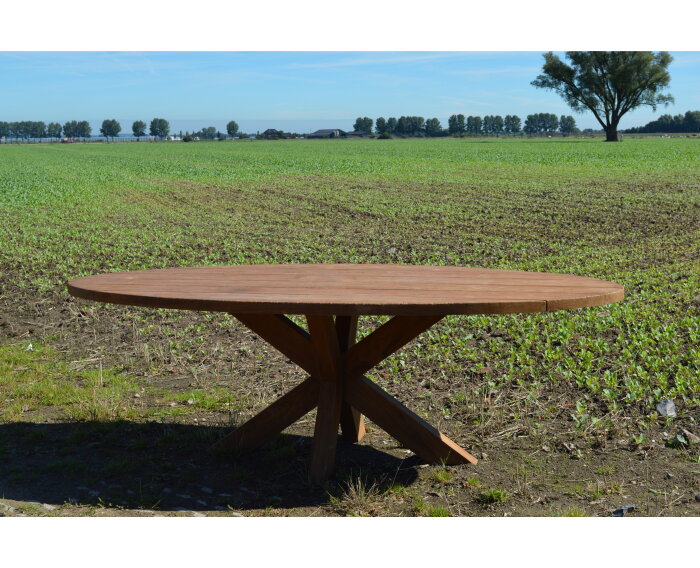 Table Beek Oval 240x110 cm | Livingfurn