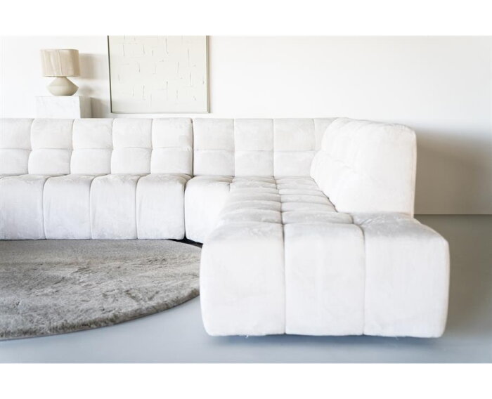 modulaire hoekbank Veronique  – Luxe designbank met verfijnd lijnenspel | SEVN