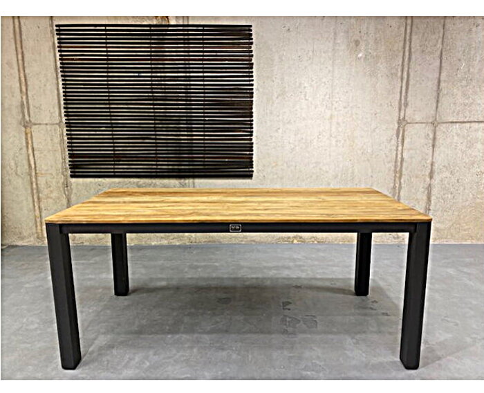 Eettafel teakhout 240 cm