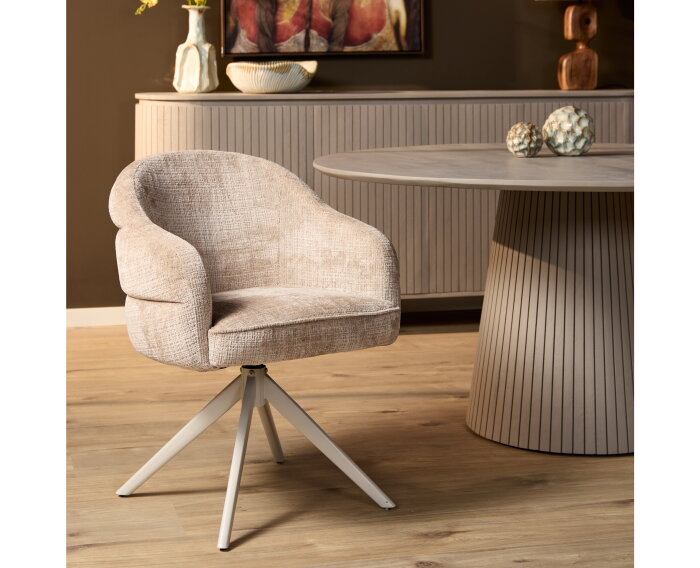 Eetkamerstoel Bella | Beige | Poot Sand | Met armleuning